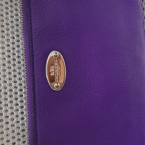 Authentic Coach bag - Picture 2 of 5